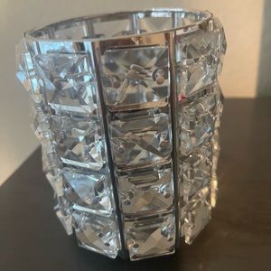 Decorate you’re room with diamond